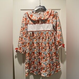 Girls Fall floral long sleeve dress with bow sleeves 
Size 12 Rust Orange